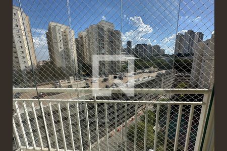 Varanda da Sala de apartamento para alugar com 2 quartos, 58m² em Jardim Tupanci, Barueri