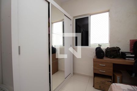 Quarto 1 de apartamento para alugar com 2 quartos, 50m² em Qn 404, Brasília