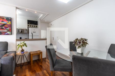 Sala de apartamento à venda com 2 quartos, 51m² em Vila Anastácio, São Paulo