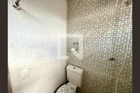 Banheiro de casa à venda com 1 quarto, 50m² em Vila Galvão, Guarulhos