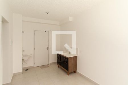 Sala e Cozinha de apartamento para alugar com 2 quartos, 33m² em Vila Maria, São Paulo