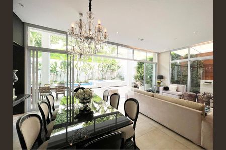 Casa à venda com 4 quartos, 430m² em Pinheiros, São Paulo