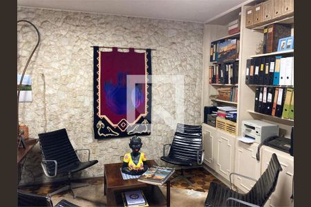 Casa à venda com 3 quartos, 230m² em Vila Sao Francisco (Zona Sul), São Paulo