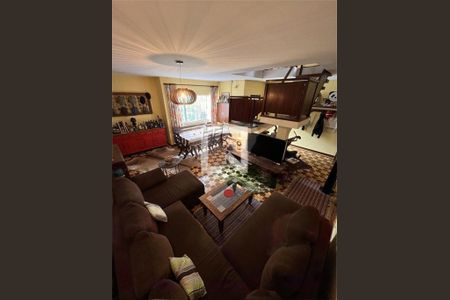 Casa à venda com 3 quartos, 230m² em Vila Sao Francisco (Zona Sul), São Paulo