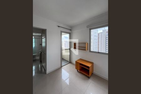 Sala de apartamento para alugar com 1 quarto, 40m² em Aclimação, São Paulo
