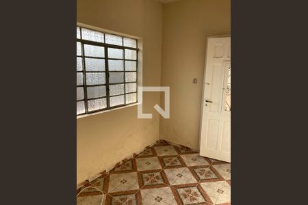 Casa à venda com 5 quartos, 200m² em Vila Bonilha, São Paulo