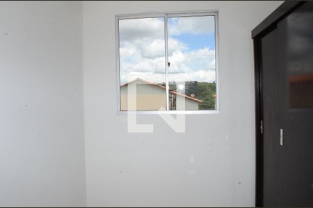 Quarto 1 de apartamento para alugar com 2 quartos, 48m² em Jardim Vitoria, Belo Horizonte
