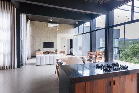 sala de casa de condomínio à venda com 3 quartos, 280m² em Casa Branca, Brumadinho