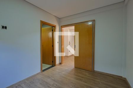 Suíte 1 de casa à venda com 5 quartos, 326m² em Santa Amelia, Belo Horizonte