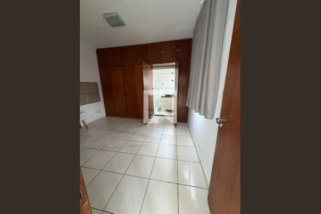 Casa para alugar com 4 quartos, 220m² em Jardim São Paulo, São Paulo