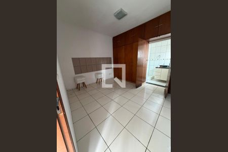 Casa para alugar com 4 quartos, 220m² em Jardim São Paulo, São Paulo