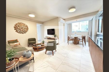 Apartamento à venda com 3 quartos, 80m² em Coração Eucarístico, Belo Horizonte