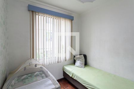 Quarto 2 de apartamento para alugar com 3 quartos, 61m² em São João Batista, Belo Horizonte