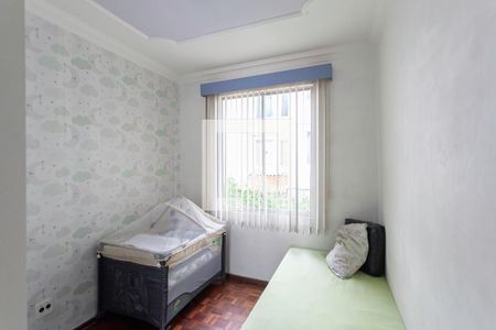 Quarto 2 de apartamento para alugar com 3 quartos, 61m² em São João Batista, Belo Horizonte