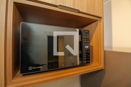 Micro-ondas de kitnet/studio para alugar com 1 quarto, 17m² em Cerqueira César, São Paulo