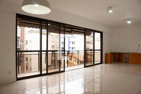 Sala de apartamento à venda com 3 quartos, 148m² em Lagoa, Rio de Janeiro