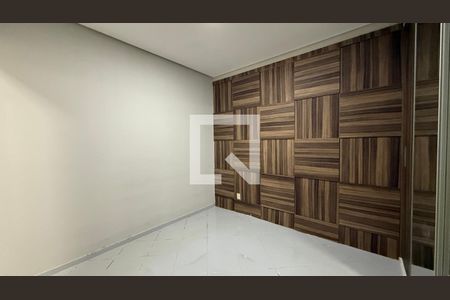 Quarto 1 - Armários de casa para alugar com 2 quartos, 60m² em Riacho Fundo I, Brasília