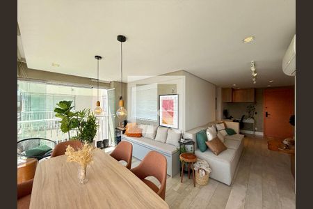 Varanda  de apartamento à venda com 2 quartos, 65m² em Santo Amaro, São Paulo