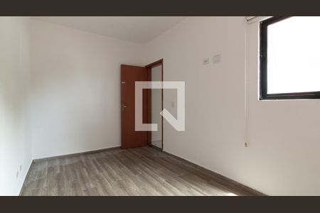Quarto 2 de apartamento para alugar com 2 quartos, 45m² em Parque Maria Luiza, São Paulo