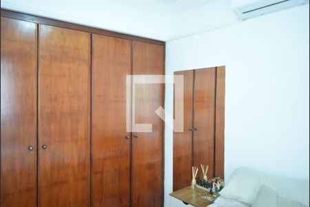 Quarto 1 de apartamento para alugar com 2 quartos, 67m² em Pinheiros, São Paulo