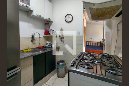 Cozinha de casa à venda com 2 quartos, 90m² em Benfica, Rio de Janeiro