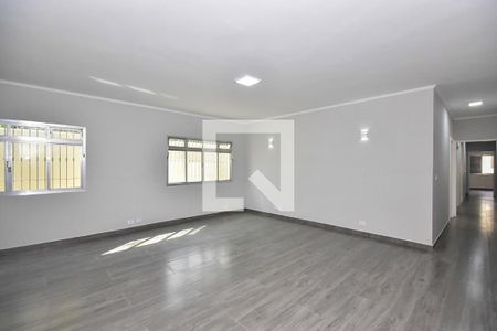 Sala de casa para alugar com 6 quartos, 274m² em Vila Sonia, São Paulo
