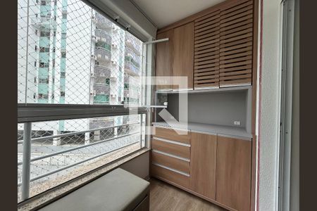 Varanda da Sala de apartamento para alugar com 2 quartos, 74m² em Itacorubi, Florianópolis
