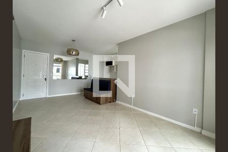 Sala de apartamento para alugar com 2 quartos, 74m² em Itacorubi, Florianópolis