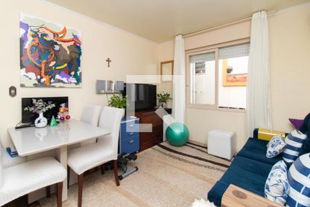 Sala de apartamento à venda com 1 quarto, 42m² em Medianeira, Porto Alegre