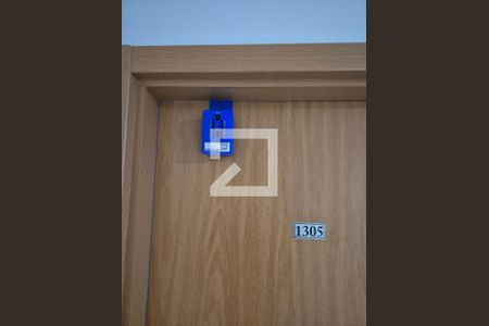 Lockbox de apartamento para alugar com 2 quartos, 44m² em Vila Suzana, São Paulo