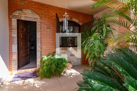 Jardim de casa à venda com 4 quartos, 226m² em Salgado Filho, Belo Horizonte