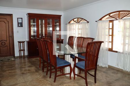 Sala de casa de condomínio para alugar com 3 quartos, 2600m² em Parque São Paulo, Cotia