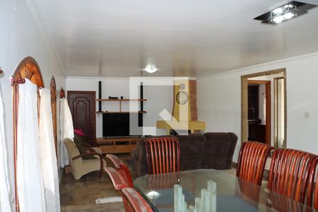 Sala de casa de condomínio para alugar com 3 quartos, 2600m² em Parque São Paulo, Cotia