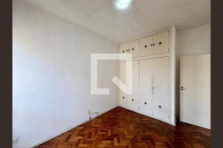 Quarto 1 de apartamento à venda com 2 quartos, 75m² em Copacabana, Rio de Janeiro