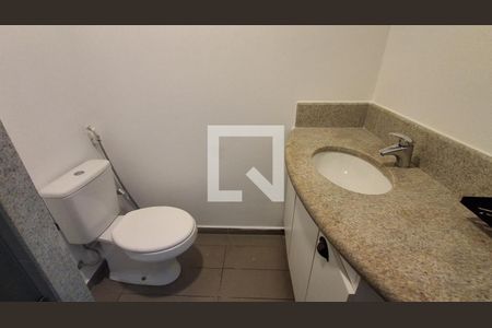 Banheiro  de kitnet/studio para alugar com 1 quarto, 23m² em Santa Paula, São Caetano do Sul