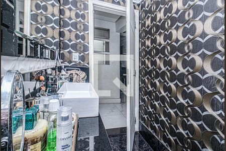 lavabo_4 de casa à venda com 3 quartos, 333m² em Jardim Santa Cruz (sacoma), São Paulo