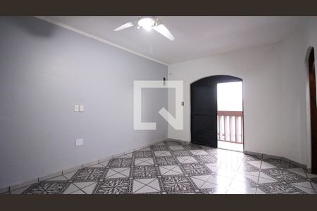 Casa para alugar com 3 quartos, 130m² em Vila Renato (zona Leste), São Paulo