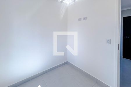 Quarto 1 de apartamento para alugar com 2 quartos, 40m² em Vila Carrão, São Paulo