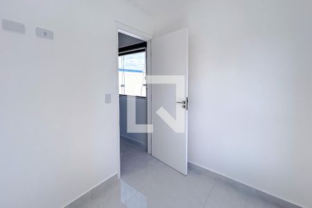 Quarto 1 de apartamento para alugar com 2 quartos, 40m² em Vila Carrão, São Paulo
