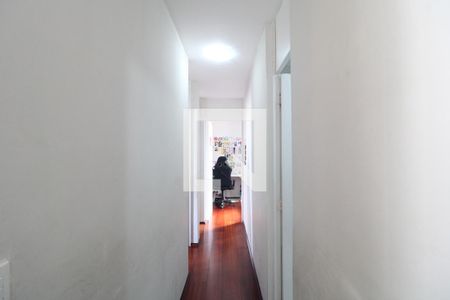 Corredor de apartamento à venda com 3 quartos, 68m² em Vila Constancia, São Paulo