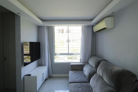 Sala de apartamento para alugar com 2 quartos, 43m² em Morro Santana, Porto Alegre