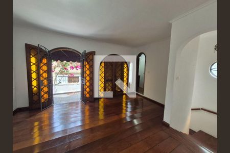 Casa à venda com 3 quartos, 154m² em Conjunto Residencial Butanta, São Paulo