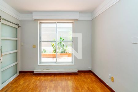 Sala 3 de apartamento à venda com 3 quartos, 130m² em Carmo, Belo Horizonte