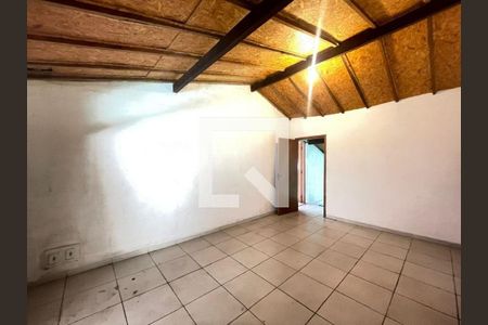 Casa à venda com 5 quartos, 314m² em Itacoatiara, Niterói