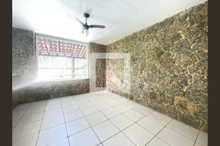 Casa à venda com 5 quartos, 314m² em Itacoatiara, Niterói