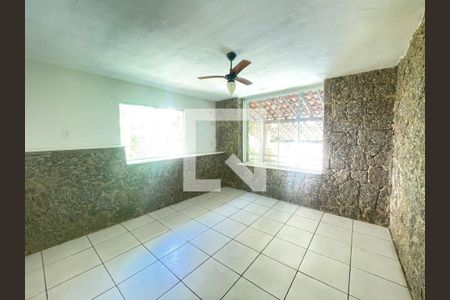Casa à venda com 5 quartos, 314m² em Itacoatiara, Niterói