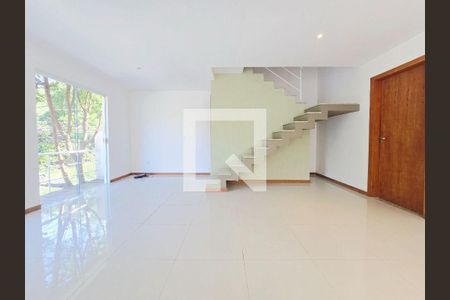 Casa à venda com 3 quartos, 170m² em Vila Progresso, Niterói