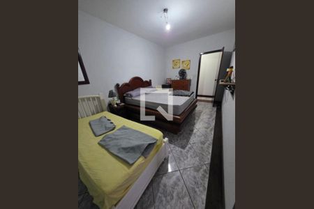 Casa à venda com 3 quartos, 400m² em Piratininga, Niterói