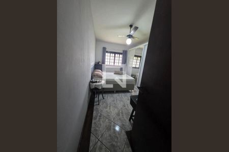 Casa à venda com 3 quartos, 400m² em Piratininga, Niterói