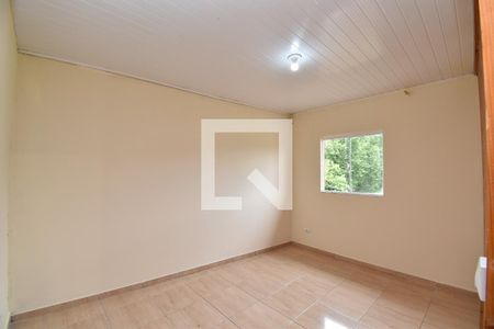Quarto 1 de casa para alugar com 2 quartos, 50m² em Santa Cândida, Curitiba